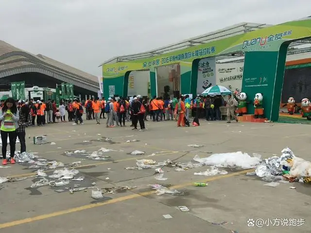 扬州马拉松事故_扬州马拉松跑死人_扬州马拉松比赛