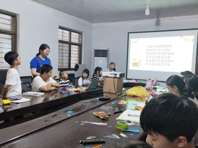 橡皮泥手工餐具_橡皮泥手工制作餐具_营养餐橡皮泥手工制作